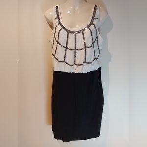 ❣️Ladies sequin white/black dress size XL (#308)